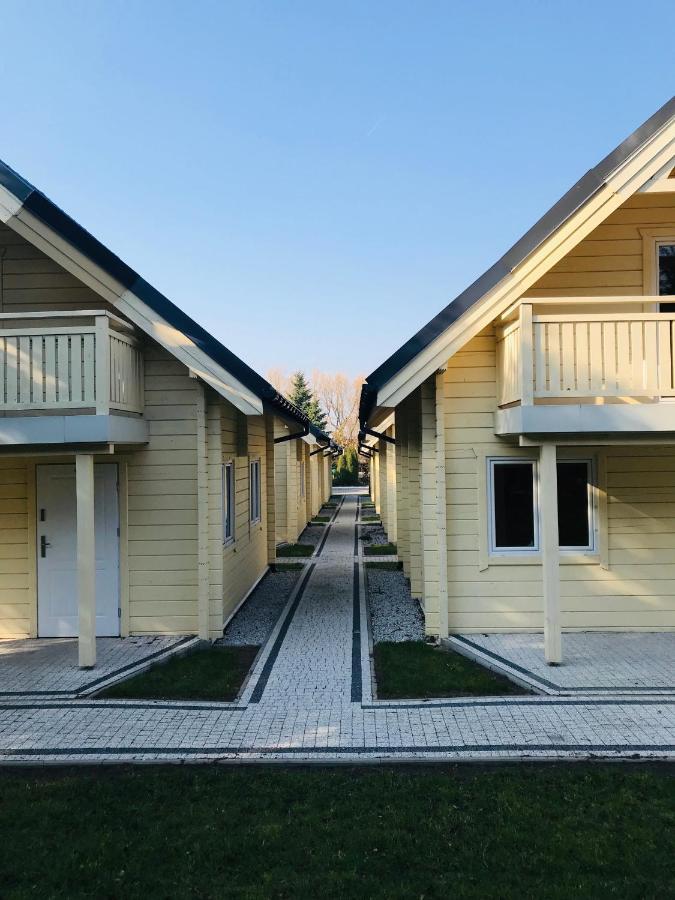 Domki Letniskowe Azalia Ustronie Morskie Exterior photo